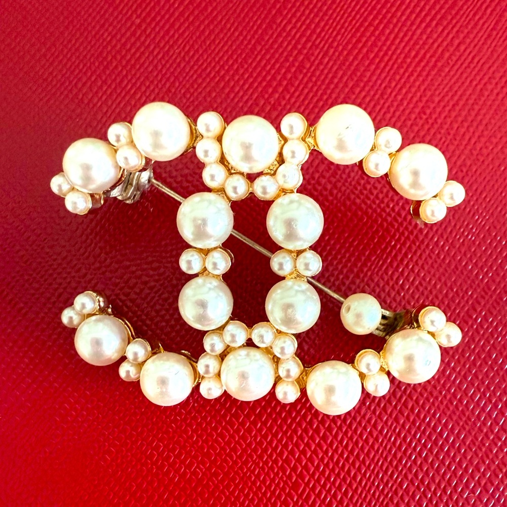 CC Pearl Pin